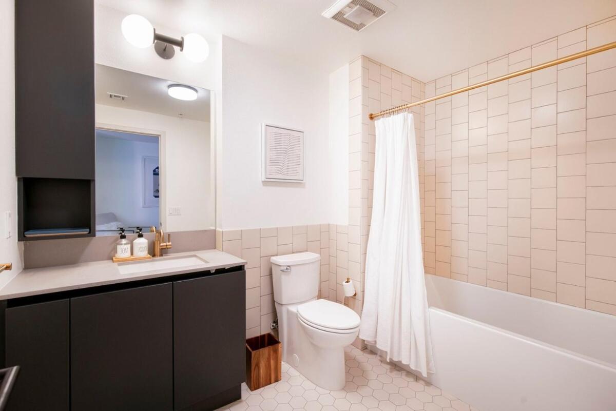 2Br Hollywood Luxurious Condo Los Angeles Eksteriør billede